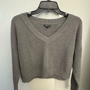 Wild Fable Gray V-Neck Sweater